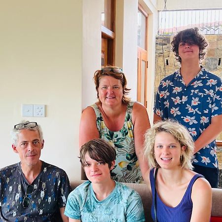 Hansons Homestay 캔디 외부 사진