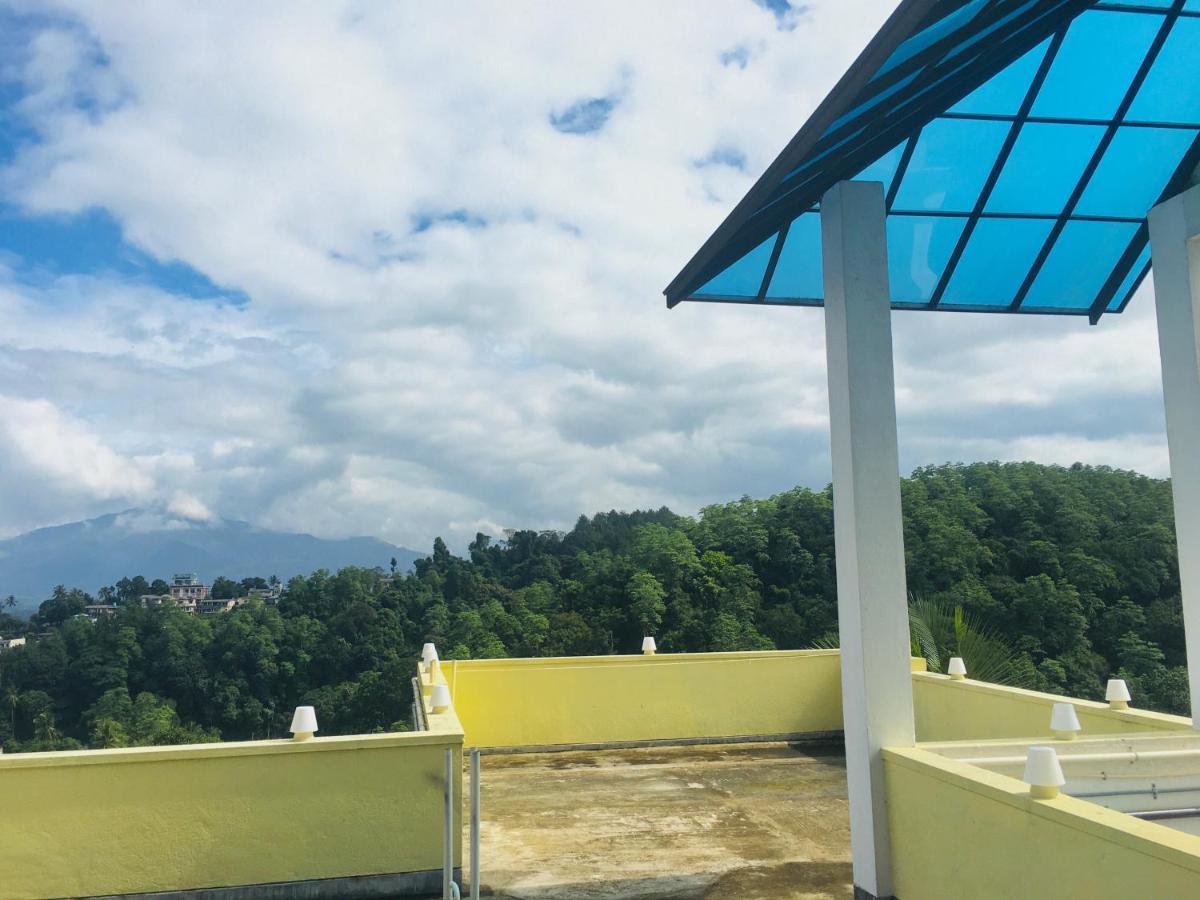 Hansons Homestay 캔디 외부 사진