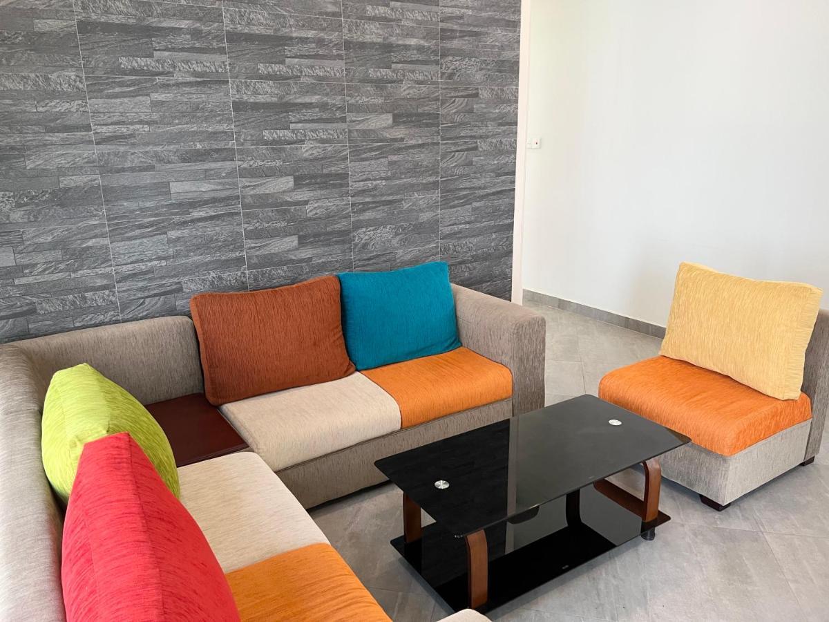 Hansons Homestay 캔디 외부 사진