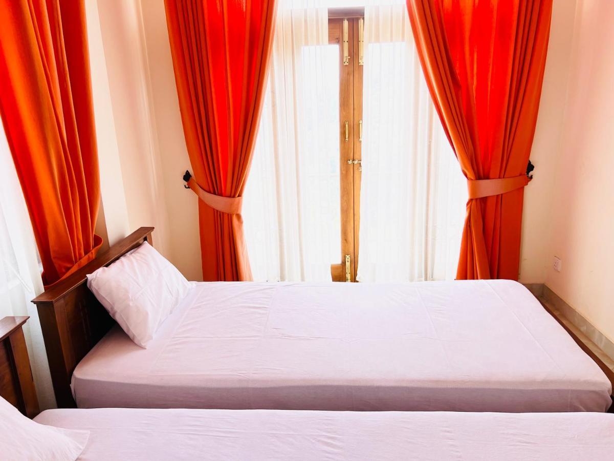 Hansons Homestay 캔디 외부 사진
