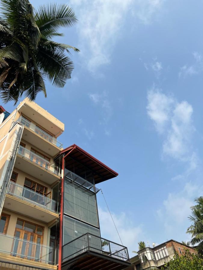 Hansons Homestay 캔디 외부 사진