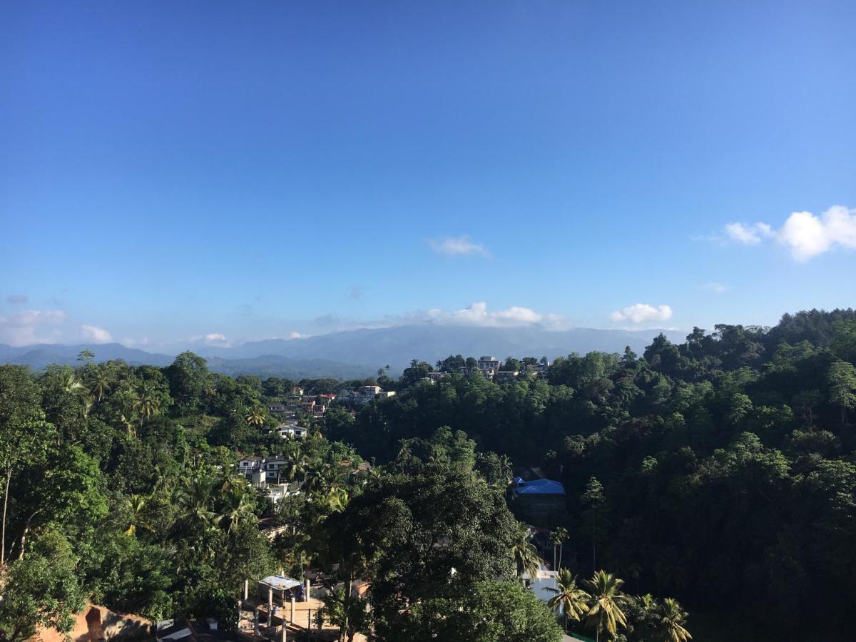 Hansons Homestay 캔디 외부 사진