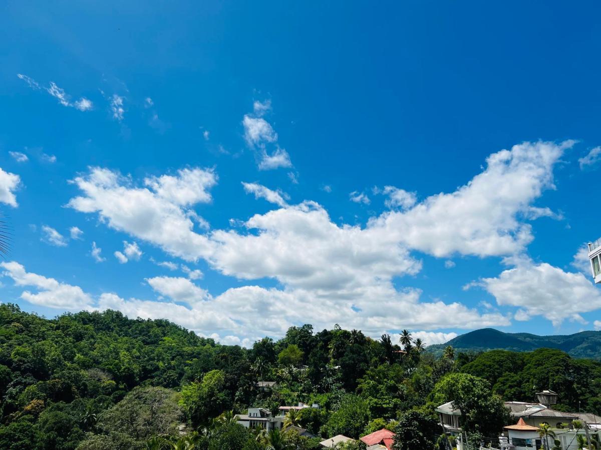 Hansons Homestay 캔디 외부 사진